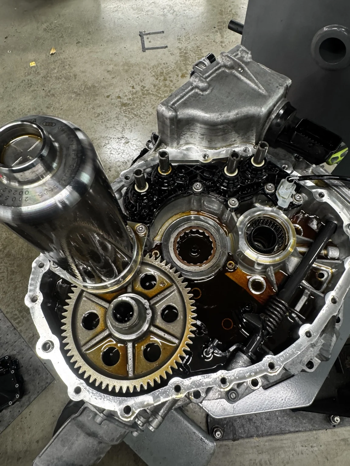 Transmission internals
